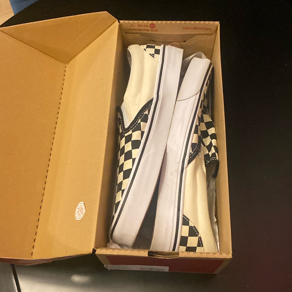 Vans Classic Checkered Cans Men’s Size 9